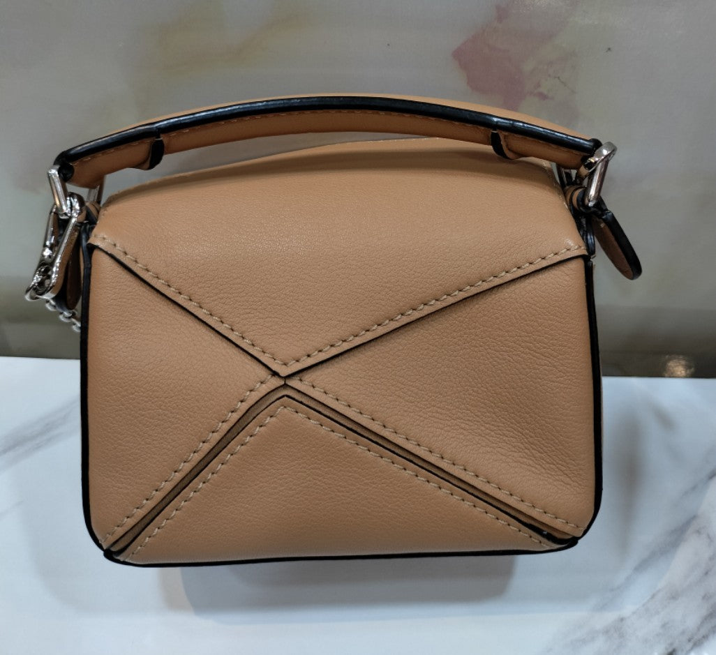 Loewe Puzzle Nano Caramel SHW 2020