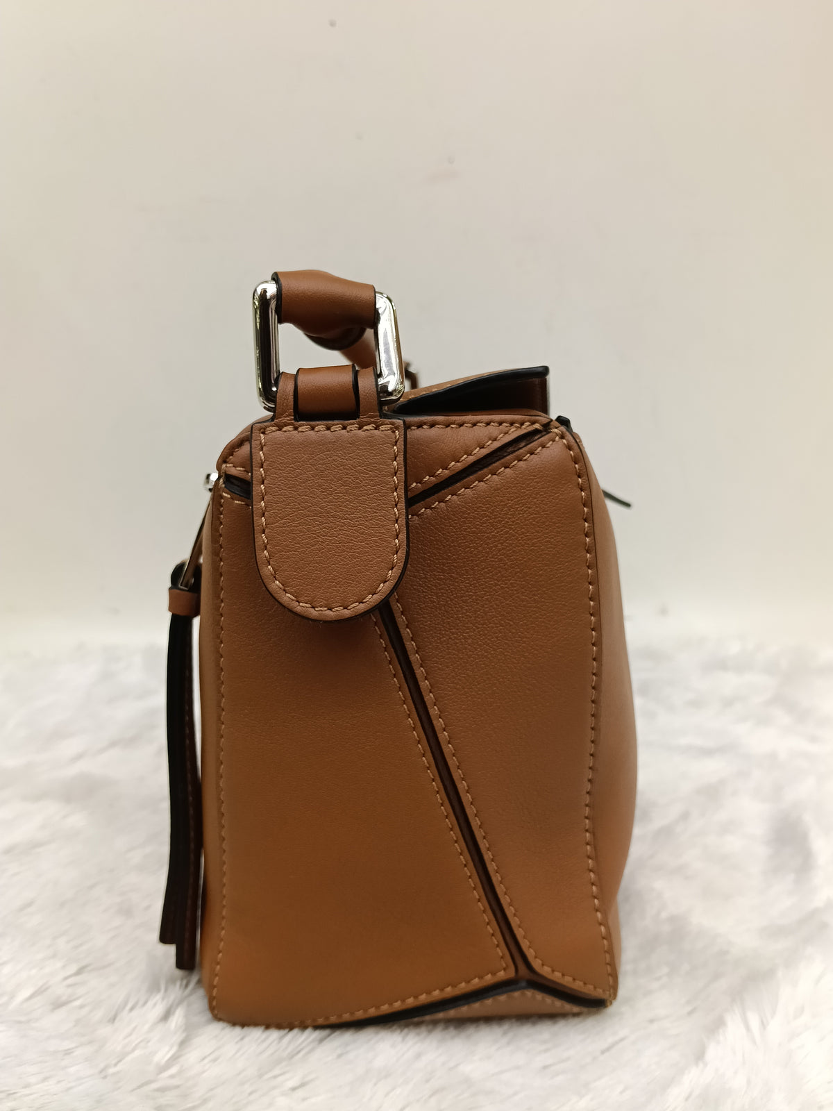 Loewe Puzzle Small Calfskin Tan SHW 2022