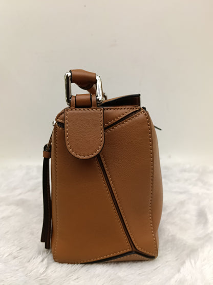 Loewe Puzzle Small Calfskin Tan SHW 2022