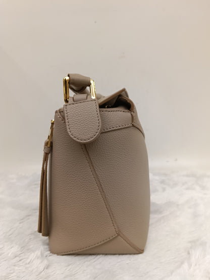 Loewe Puzzle Small Edge Grained Sand GHW 2023