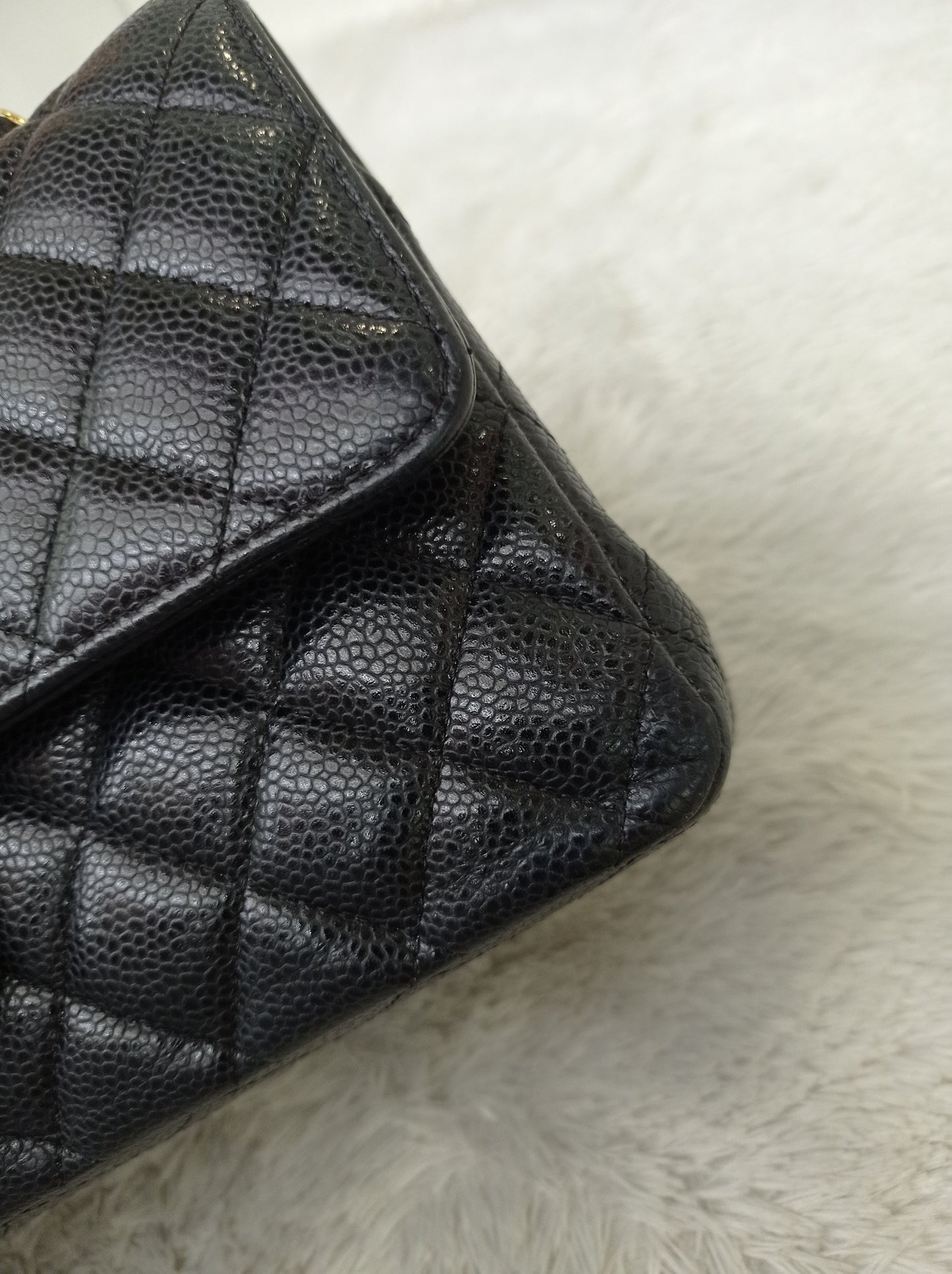 Chanel Medium Caviar Black GHW DF #20
