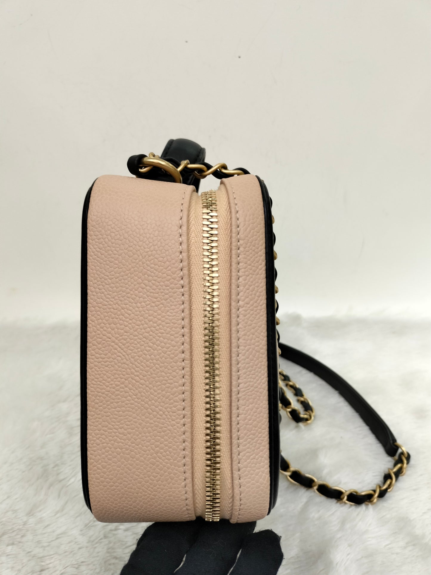 Chanel Filigree Vanity Case Medium Caviar Beige Black GHW #26