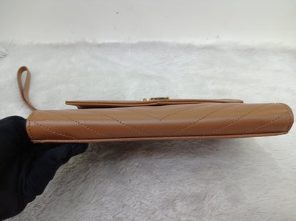 YsL Envelope Clutch Matelasse Monogramme Chevron Grained Dark Caramel GHW 2023