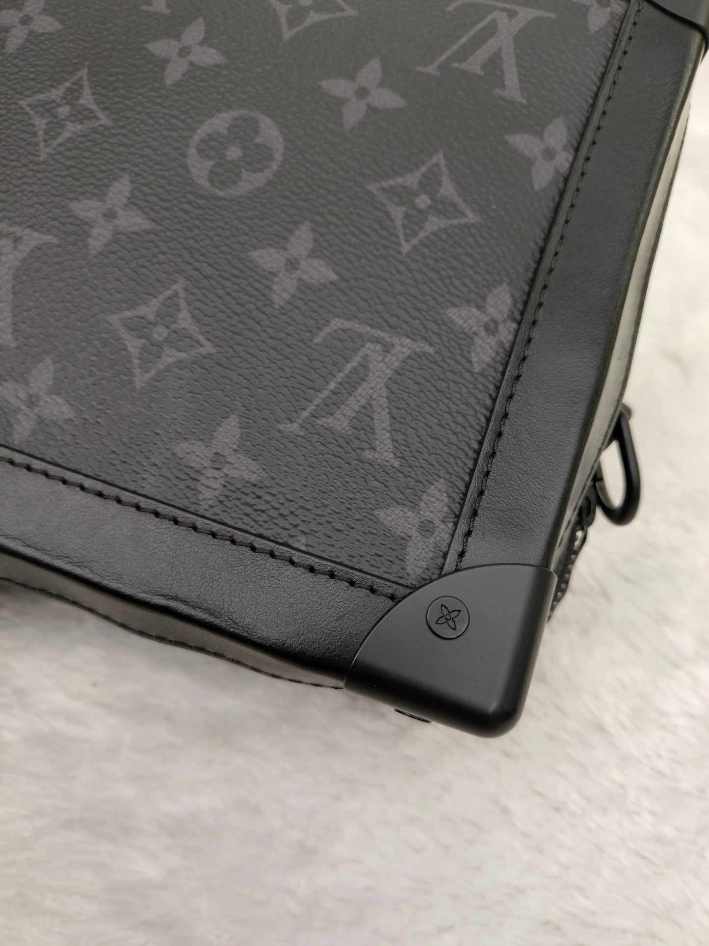 LV Soft Trunk Monogram Eclipse 2019