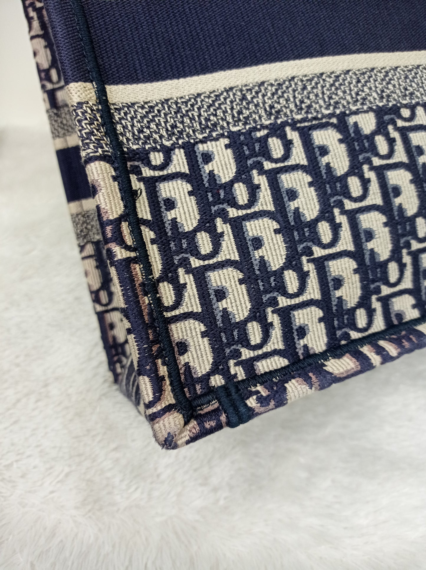 Dior Tote Book Medium Oblique Navy 2019