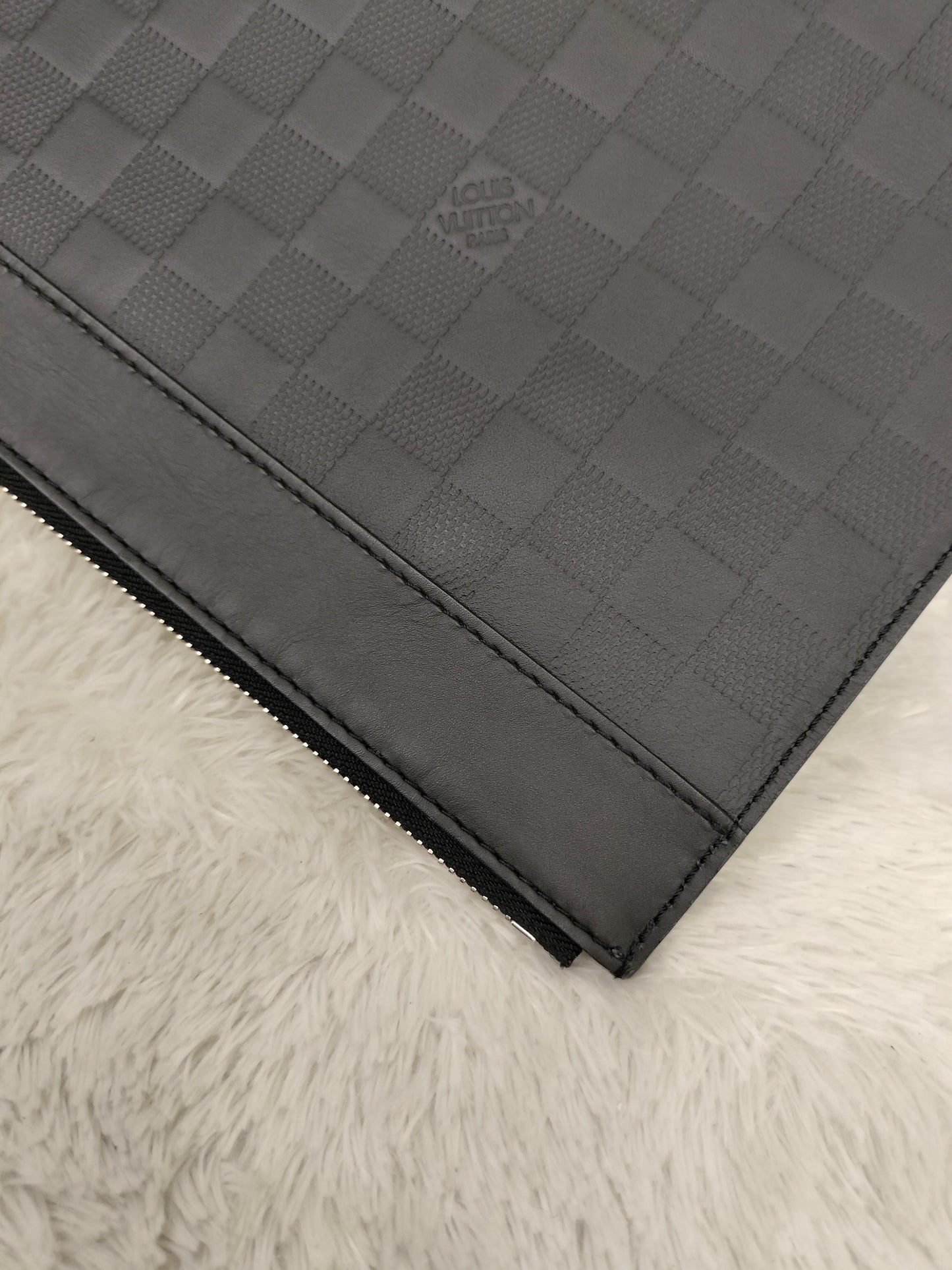LV Discovery Pochette Damier Infini Black 2019