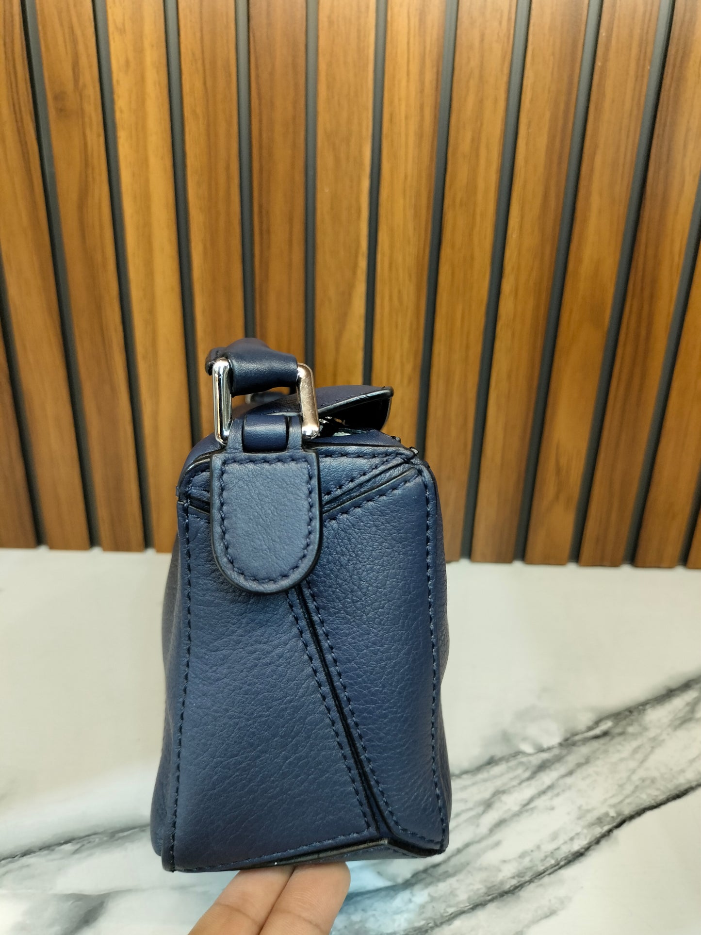 Loewe Puzzle Mini Grained Navy SHW 2020