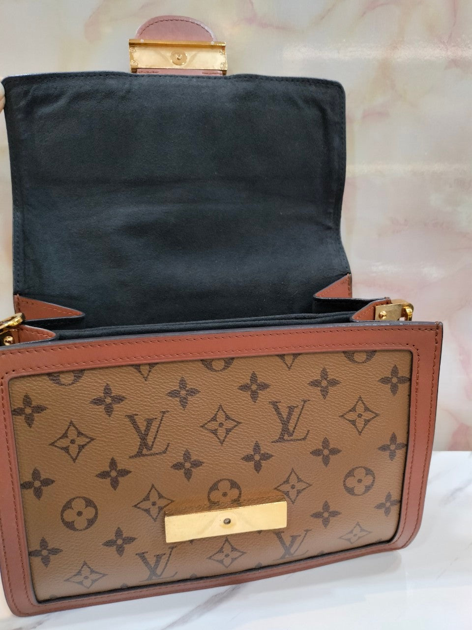 LV Dauphine MM Monogram Reverse 2020 Size 25x17x10,5cm