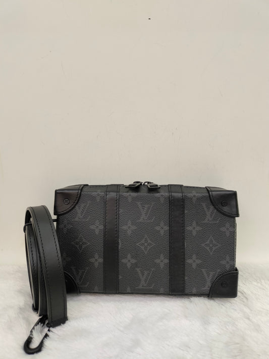 LV Soft Trunk Wallet Monogram Eclipse (CHIP)