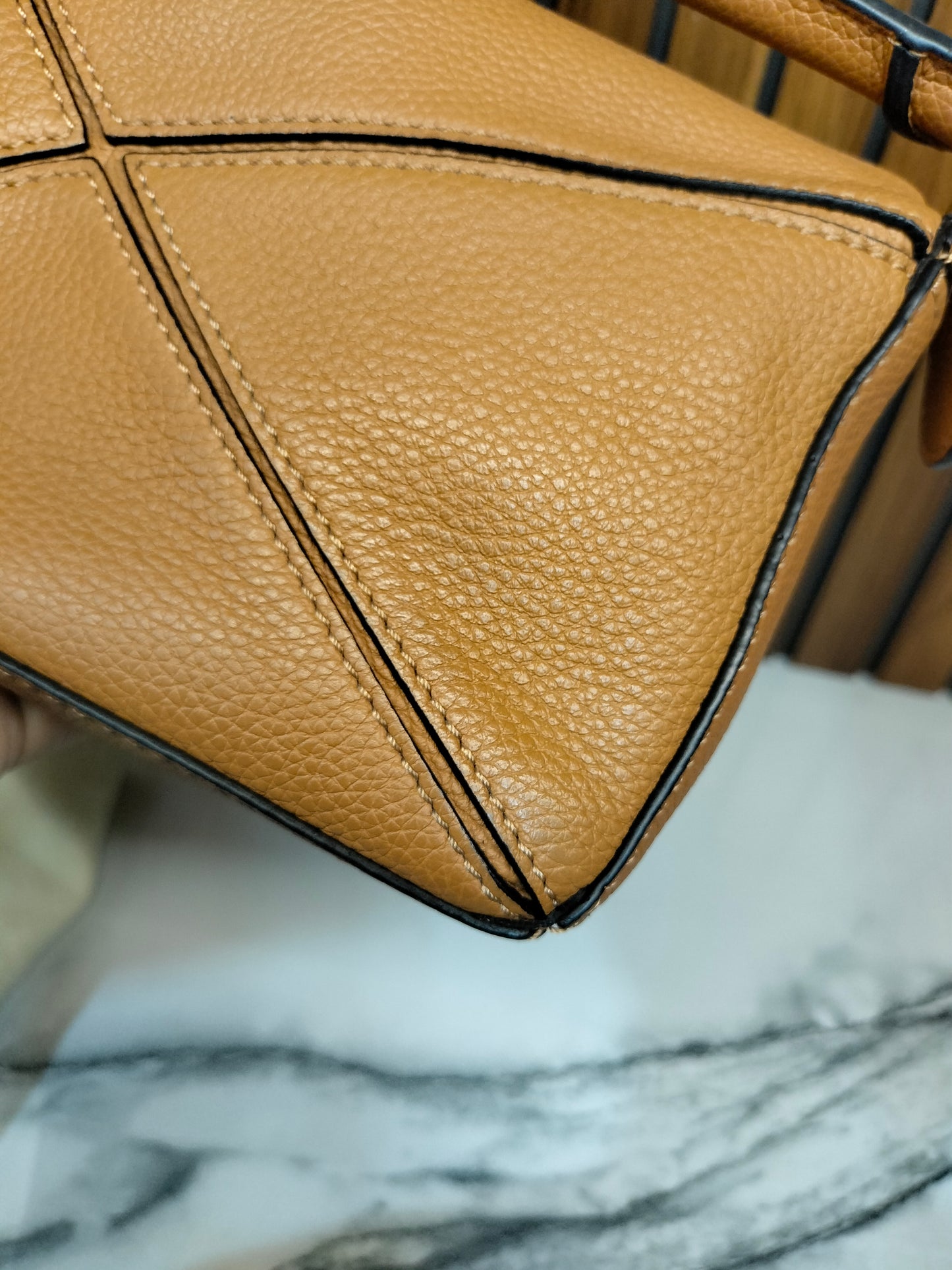 Loewe Puzzle Mini Grained Light Caramel GHW 2022