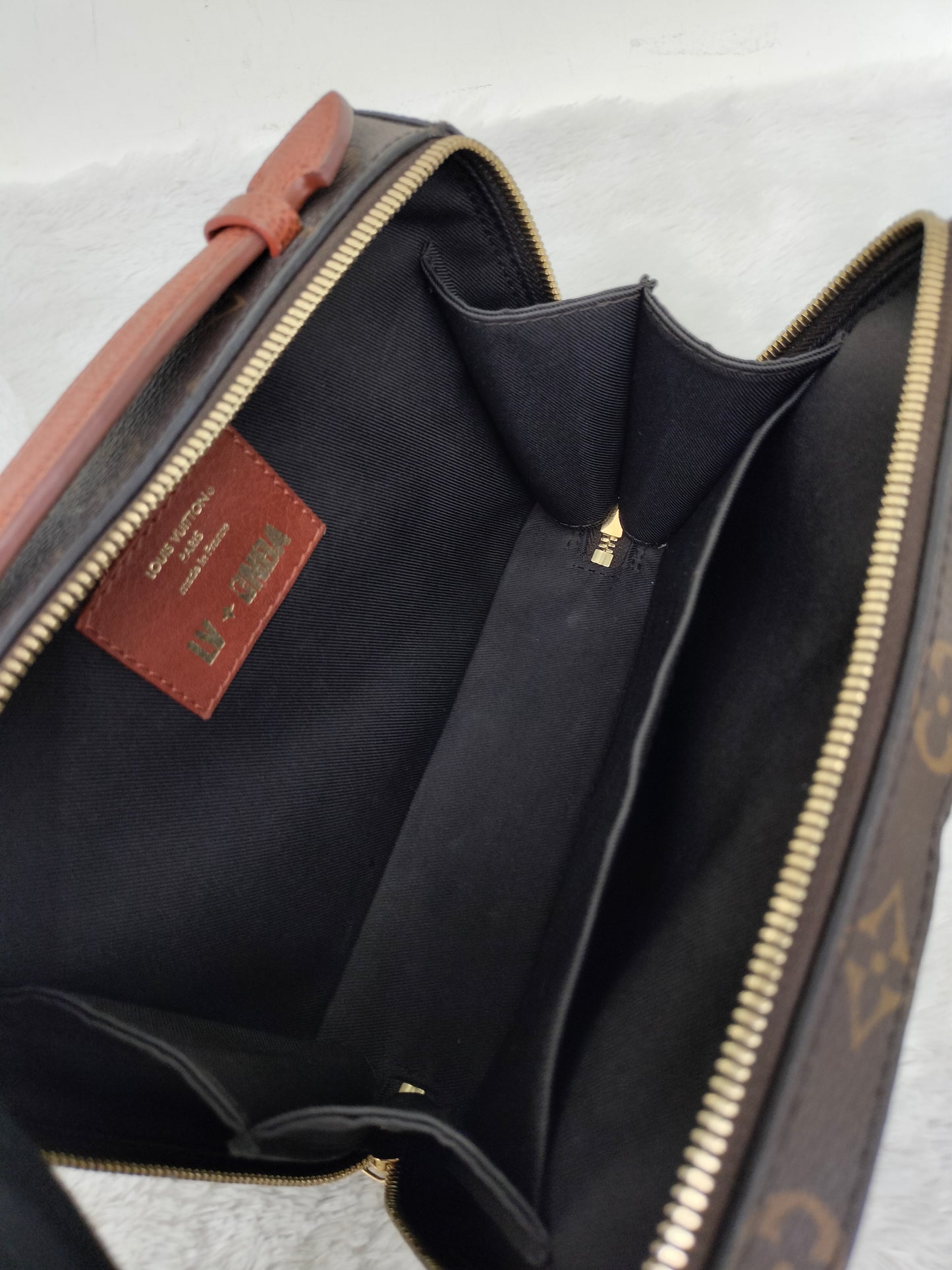 LV Handle Trunk NBA Legacy Monogram (CHIP)