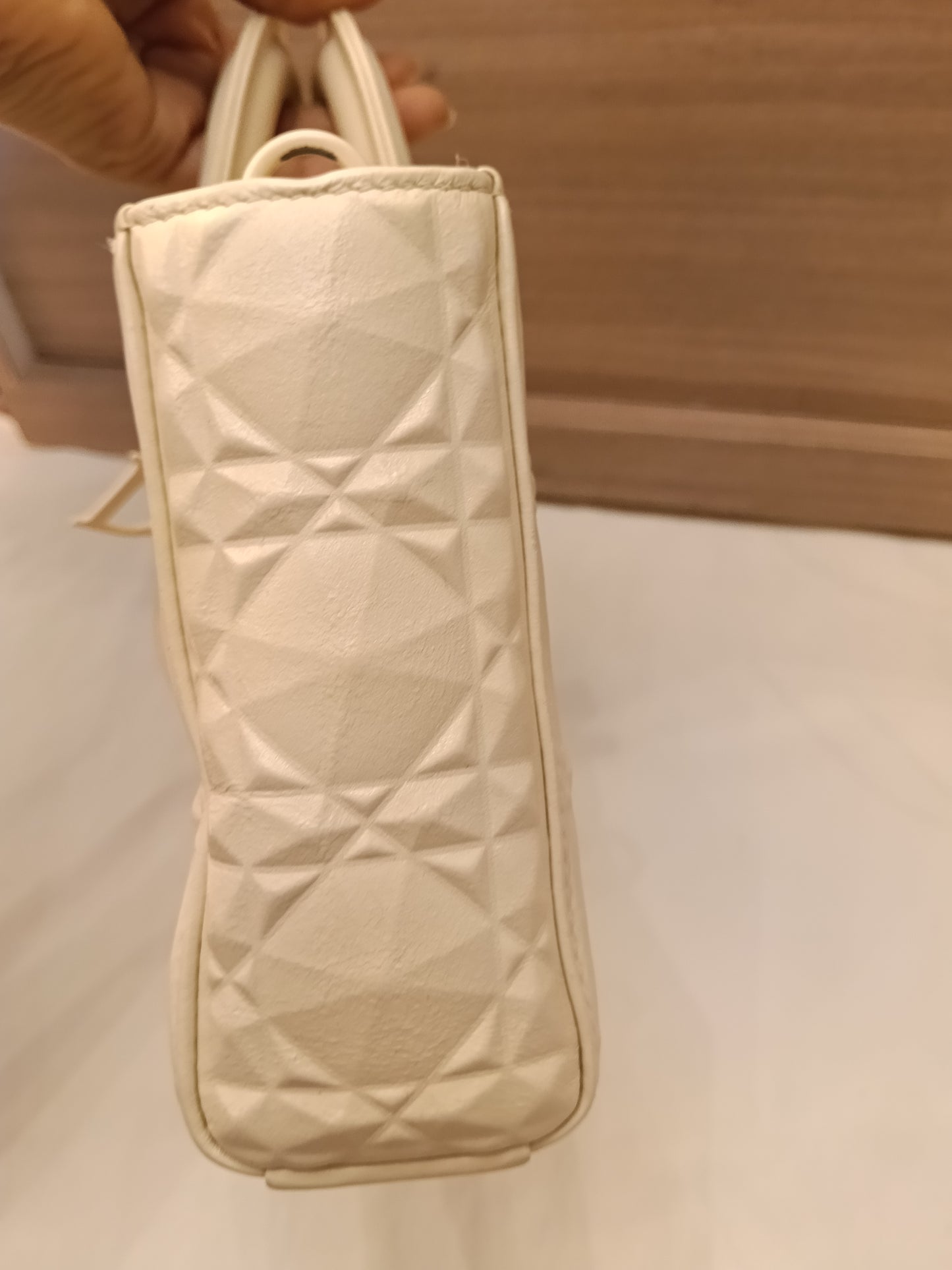 Dior Lady D'Joy Medium Cannage Diamond Latte 2022