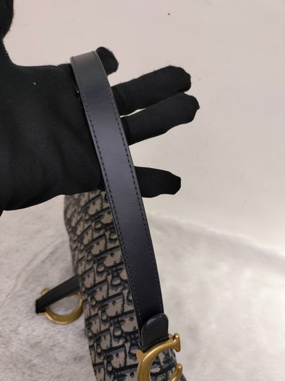 Dior Saddle Medium Oblique Navy GHW 2023