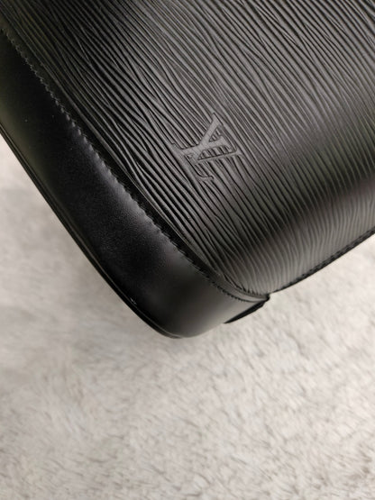 LV Alma PM Epi Black Vintage