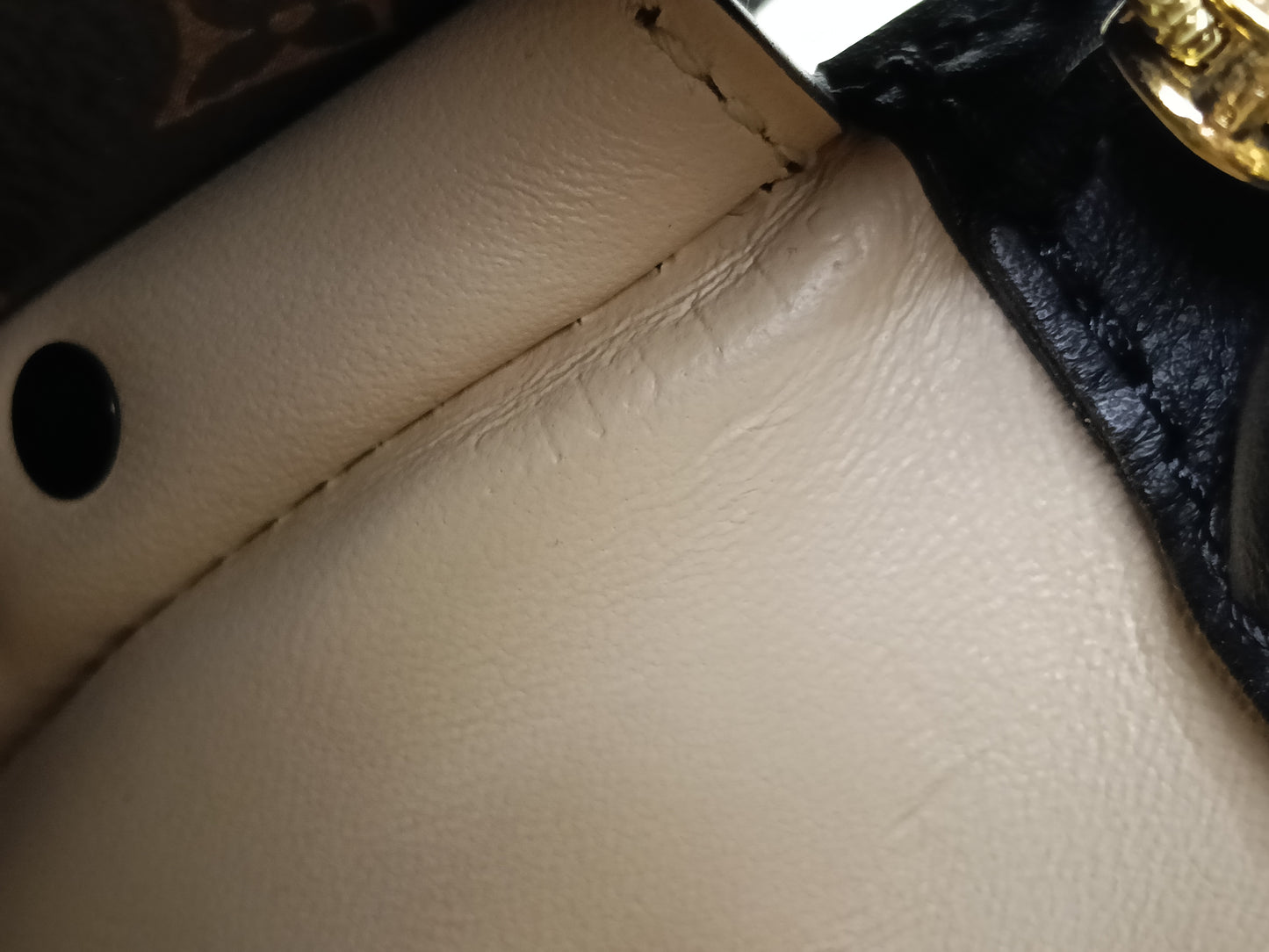 LV Trunk Clutch Monogram Reverse 2019