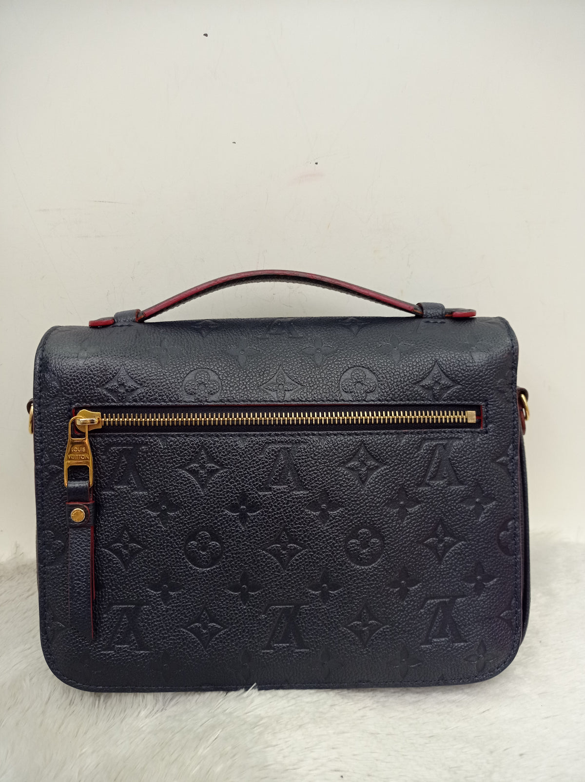 LV Metis Empreinte Marine Rouge 2019