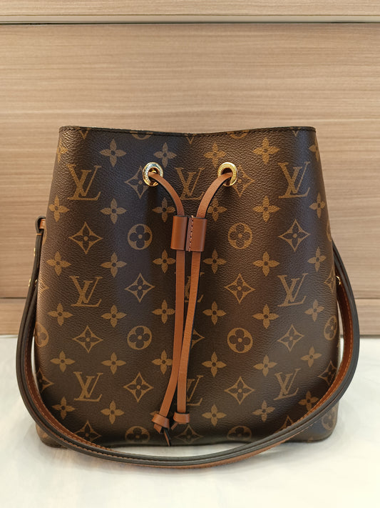 LV Neo Noe MM Monogram Caramel (CHIP)