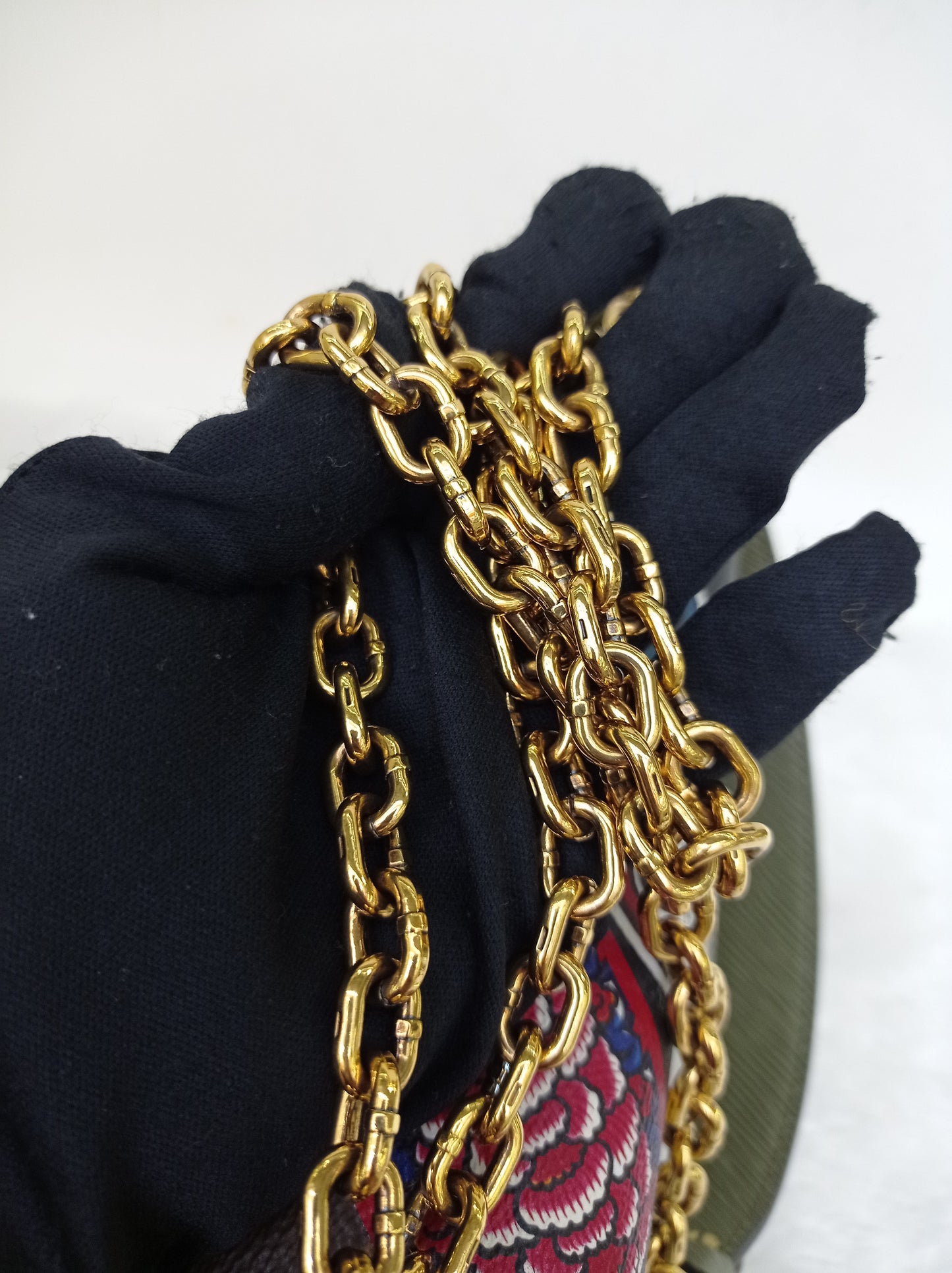 LV Twist MM Monogram Kabuki