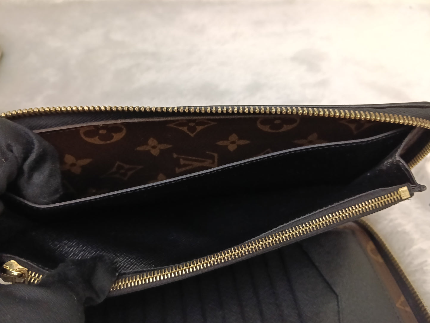 LV Zippy Retiro Organizer Wallet Monogram Noir