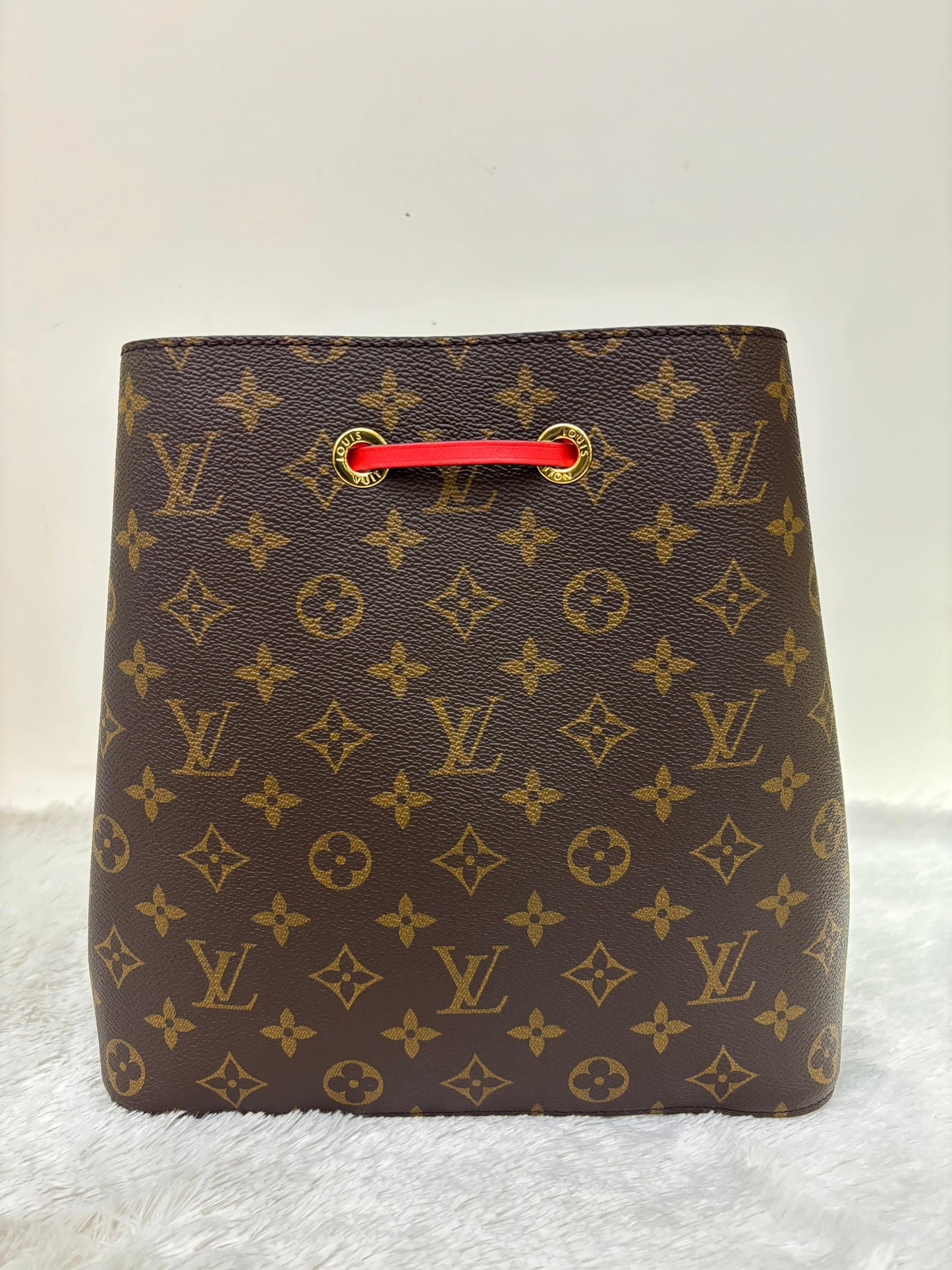 LV Neo Noe MM Monogram Coquelicot 2024 (CHIP)