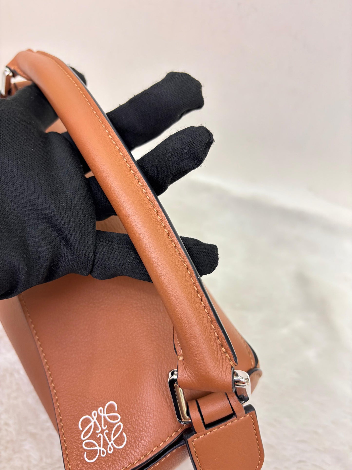 Loewe Puzzle Small Tan SHW 2020