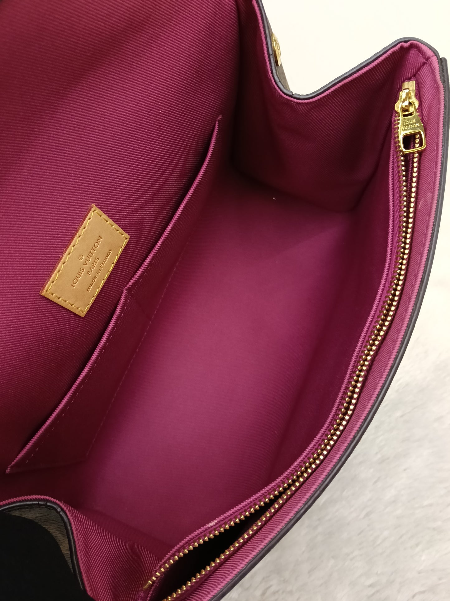 LV Clunny BB Monogram Bordeaux Fuchsia 2018