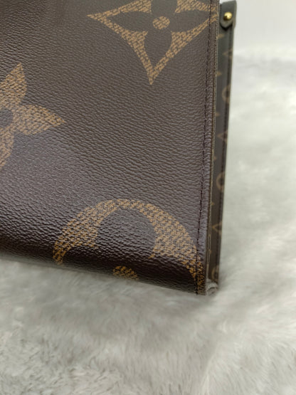 LV OTG MM Monogram Reverse (CHIP)