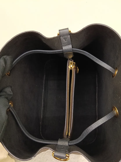 LV Neo Noe MM Monogram Noir (CHIP)