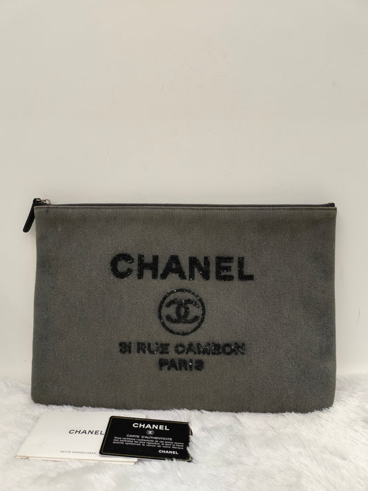Chanel O'Case Deauville Sequin Grey SHW #23