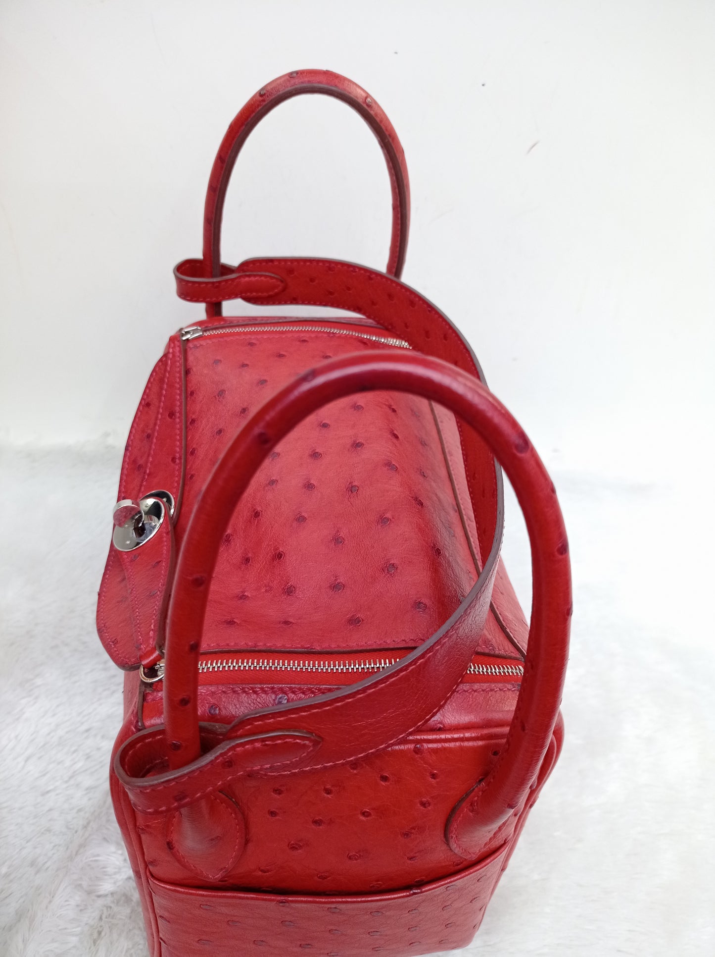 Lindy 26 Ostrich Rouge De Coeur PHW #X