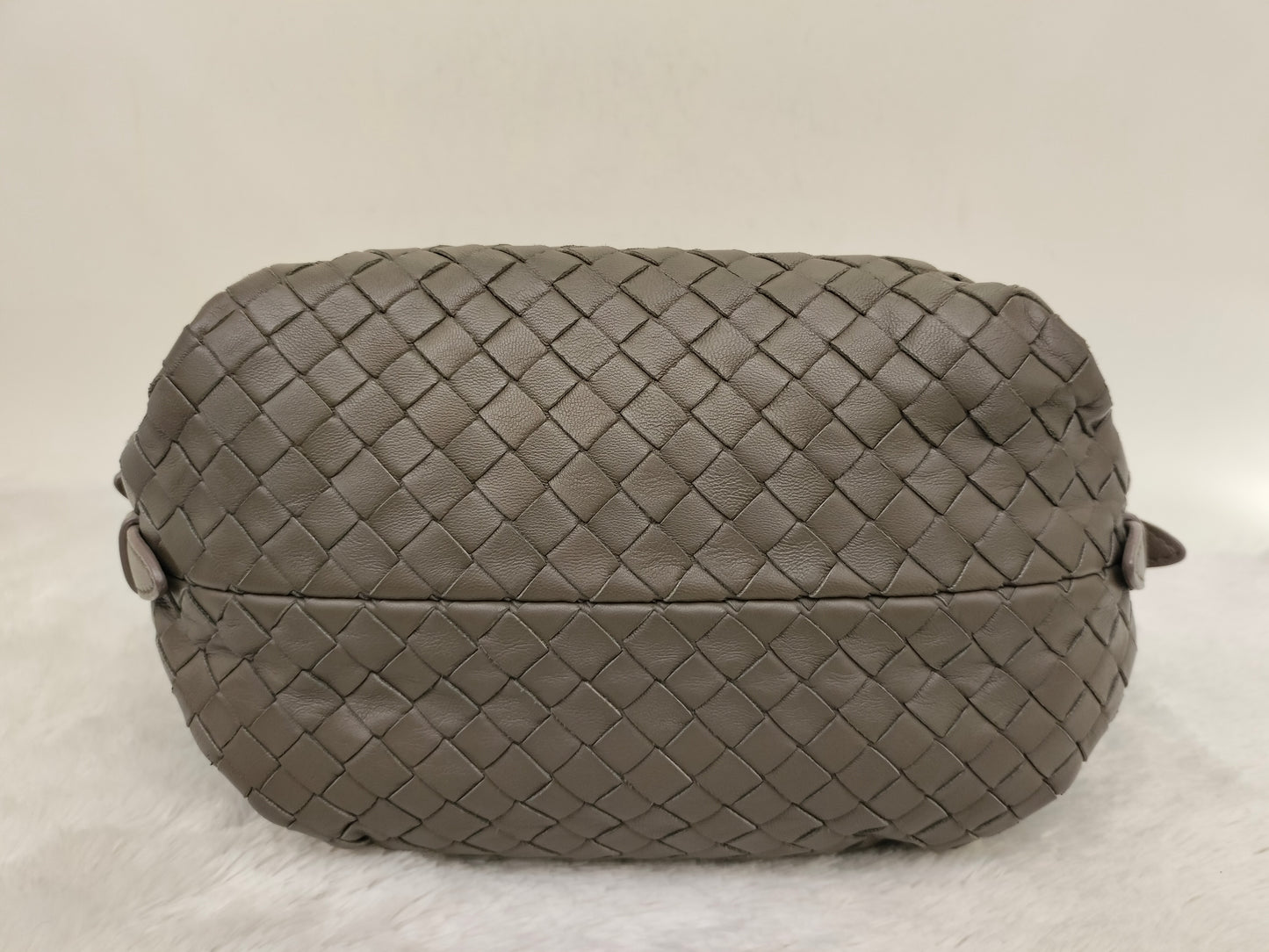 Bottega Veneta Osaka Medium Grey 2018