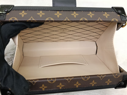 LV Petite Malle NV Monogram Capitale Noir 2019