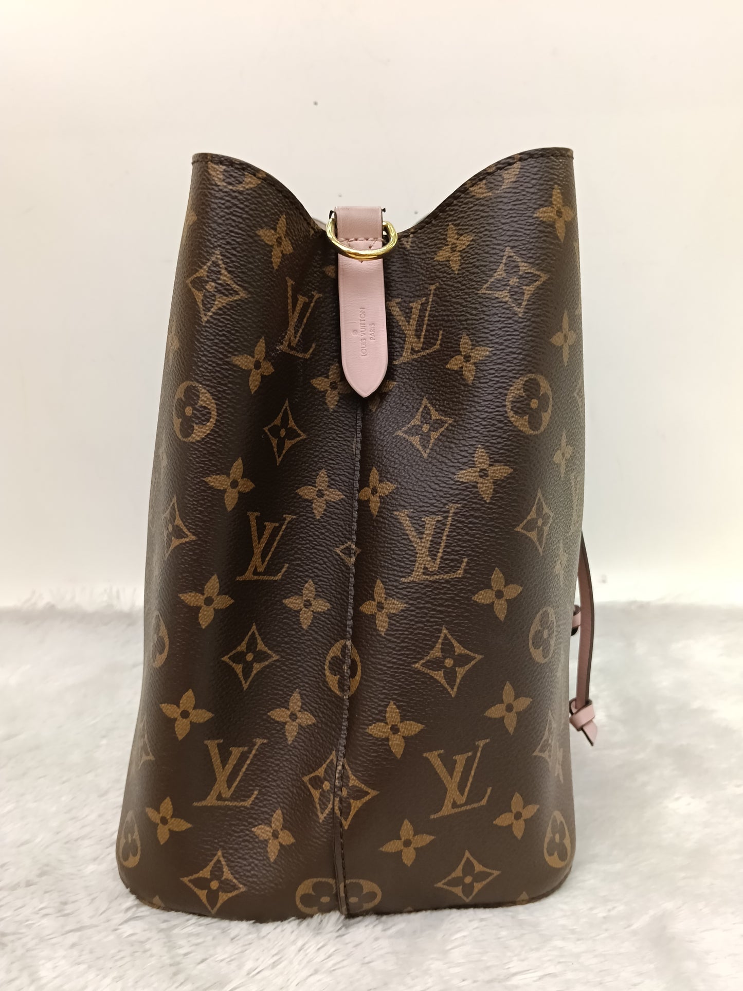 LV Neo Noe MM Monogram Rose Poudre 2020