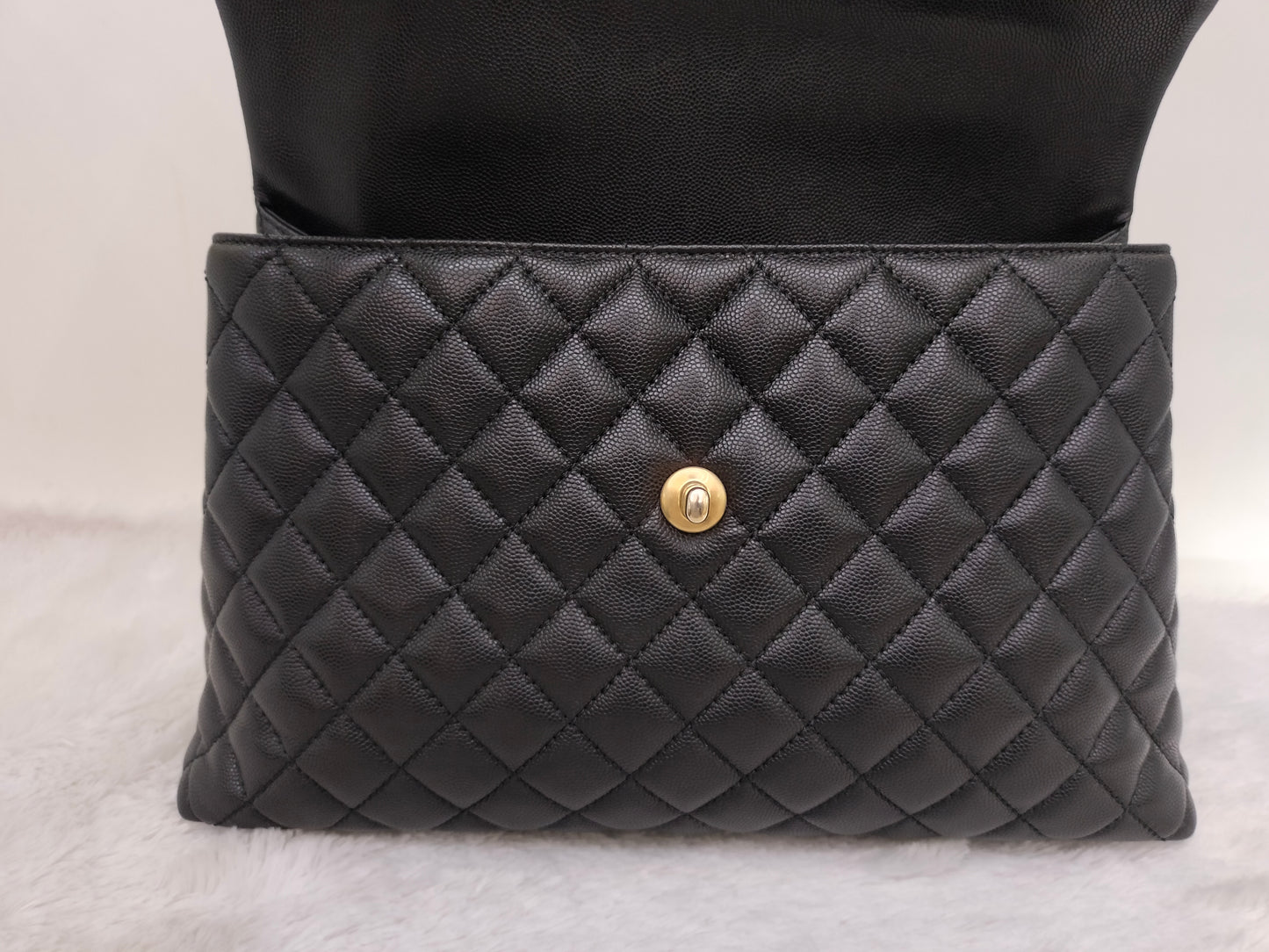 Chanel Coco Handle Large Caviar Black GHW #24