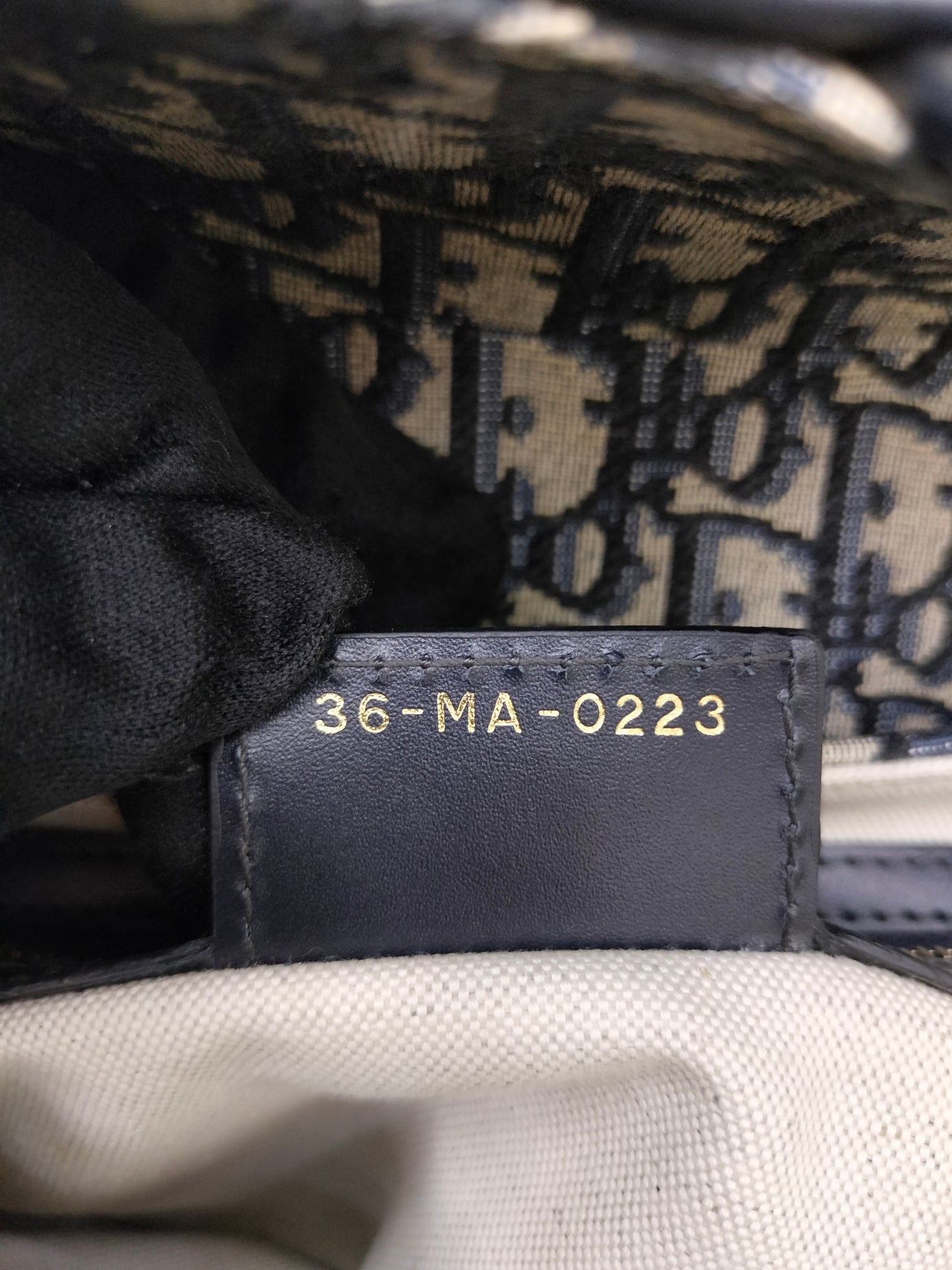 Dior Saddle Medium Oblique Navy GHW 2023