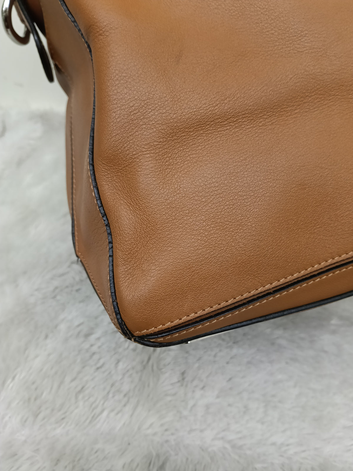 Loewe Puzzle Large Calfskin Tan SHW 2016