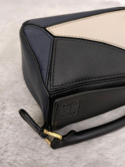 Loewe Puzzle Mini Black Angora GHW 2021