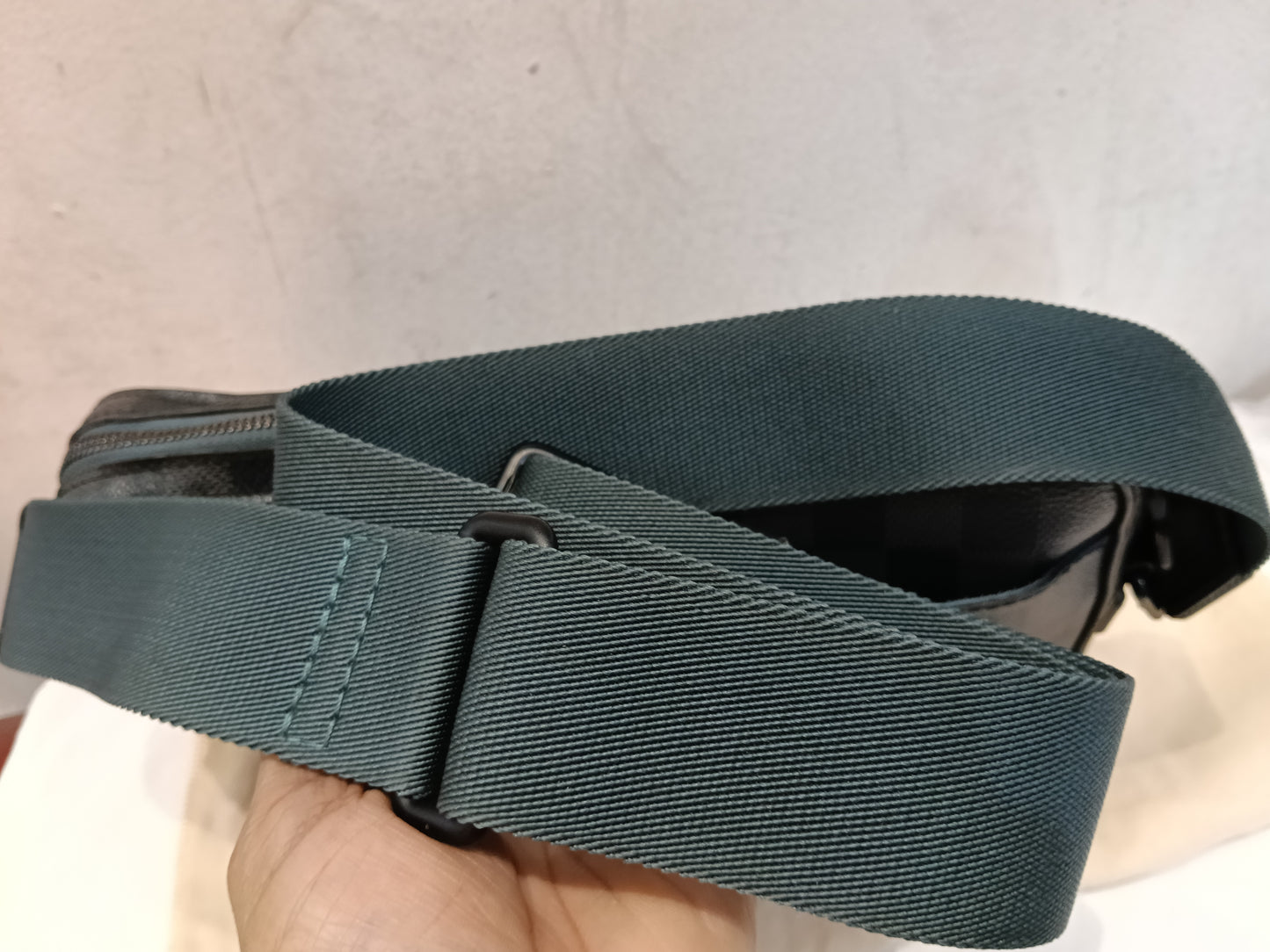 LV Alpha Messenger Damier Graphite 2019