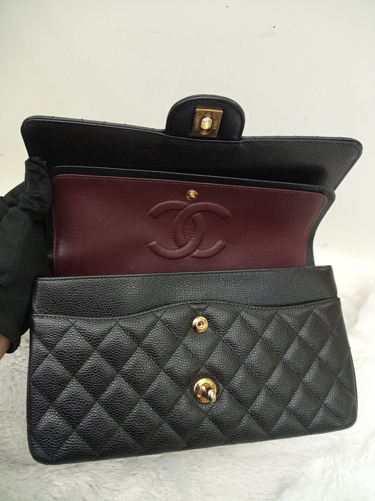 Chanel Medium Caviar Black GHW DF (CHIP)