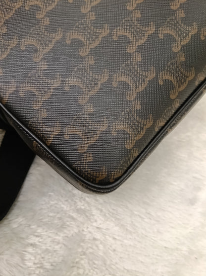 Celine Messenger Triomphe Brown GHW 2020