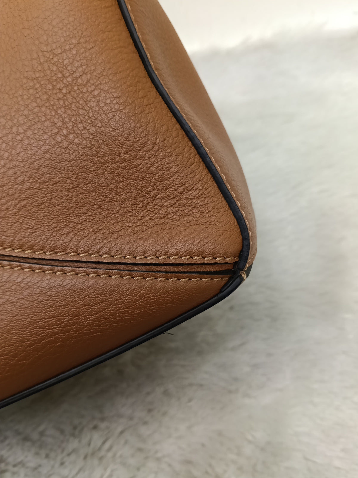 Loewe Puzzle Small Tan SHW 2021
