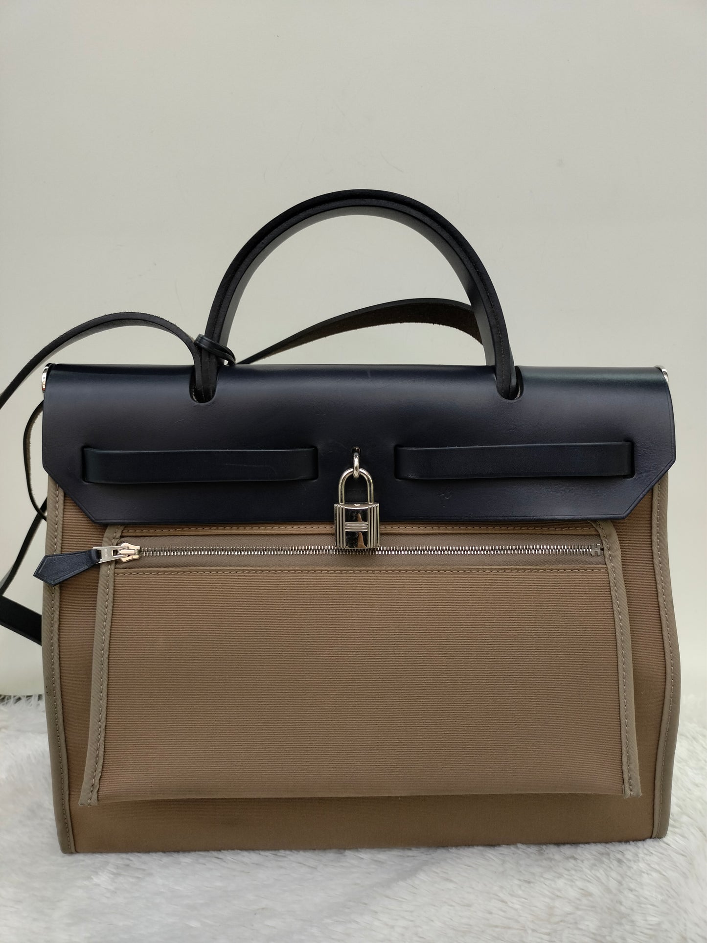 HB31 Zip Canvas Etoupe Flap Bleu Indigo PHW #C