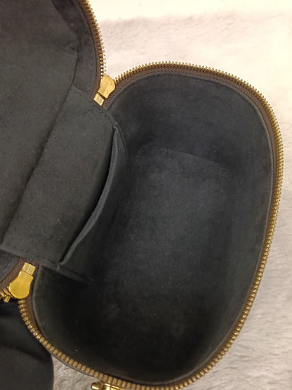 LV Vanity PM Monogram Reverse (CHIP)