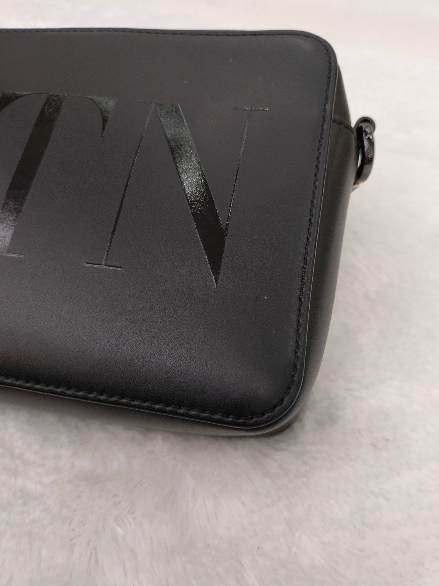 Valentino Garavani Crossbody Black SHW 2023
