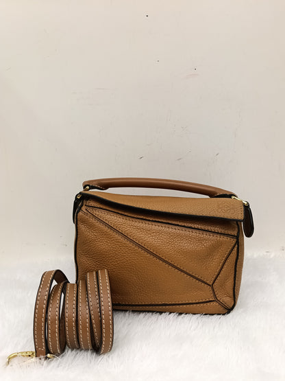 Loewe Puzzle Mini Grained Caramel GHW 2020