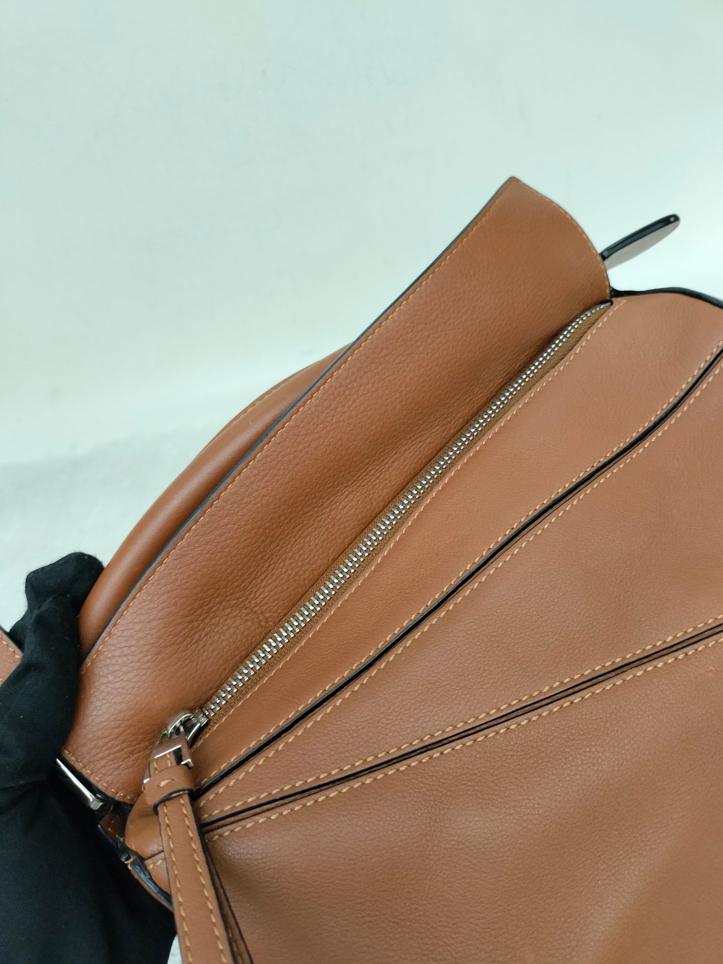 Loewe Puzzle Small Tan SHW 2019