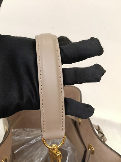 LV Neo Noe MM Monogram Empreinte Tourterelle Creme (CHIP)