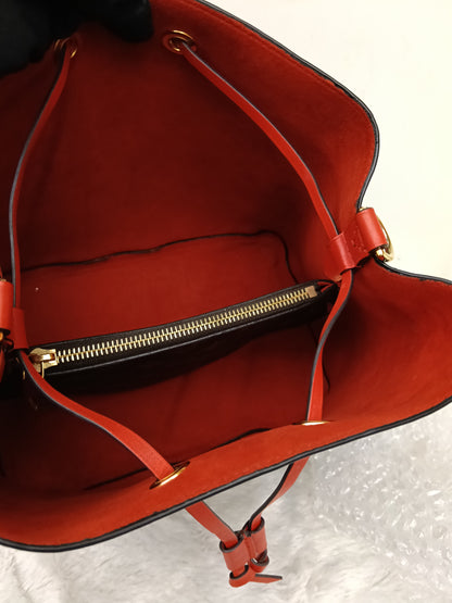 LV Neo Noe MM Monogram Coquelicot 2018