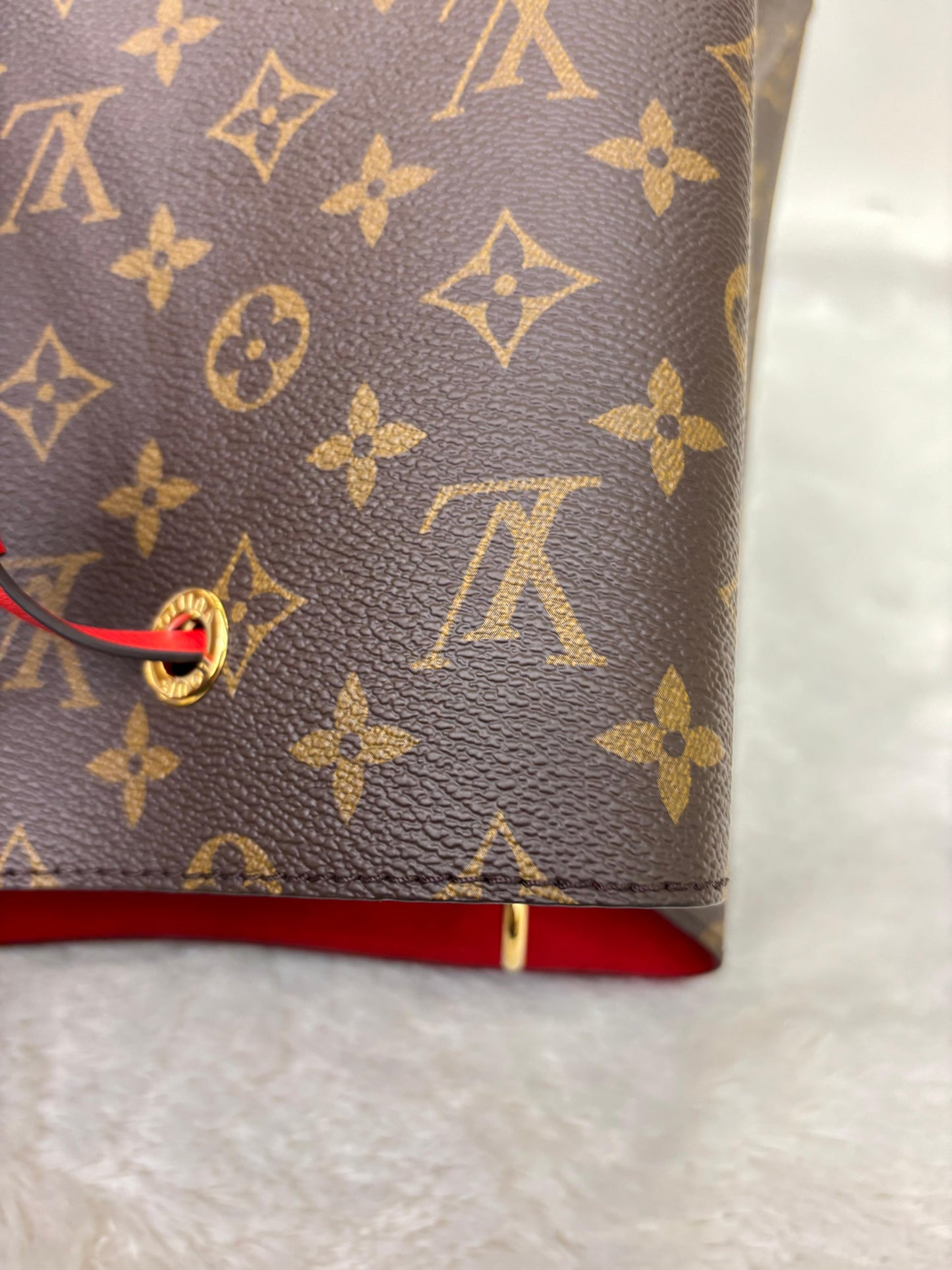 LV Neo Noe MM Monogram Coquelicot 2024 (CHIP)