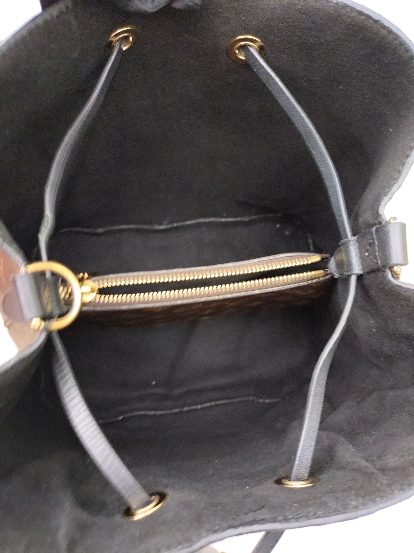 LV Neo Noe Monogram Noir 2017
